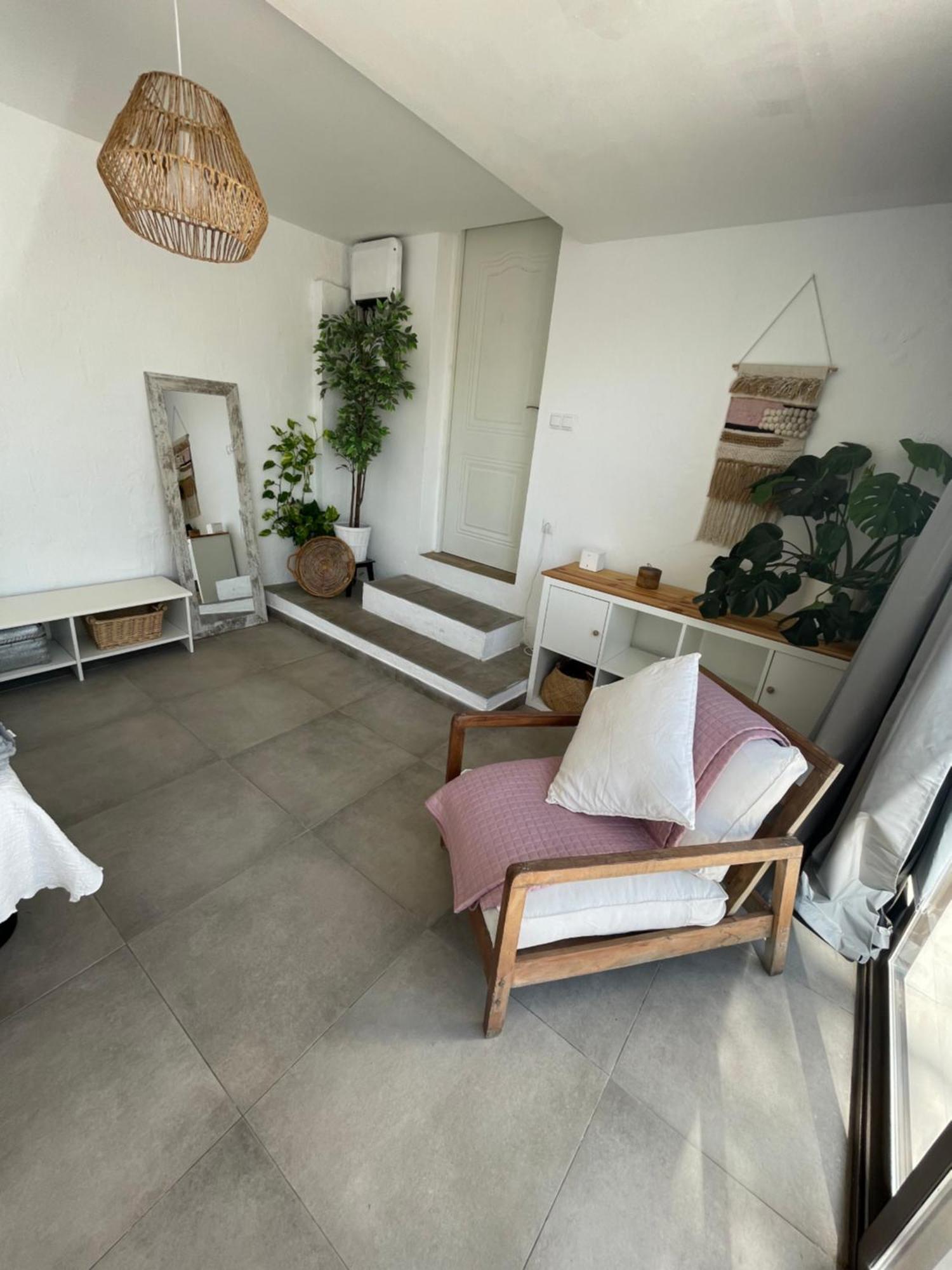 Mediterranean House - Habitaciones Privadas En Casa Compartida Mairena del Aljarafe Luaran gambar